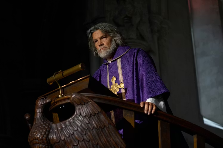 AlanMCole's tweet image. I do think Wake Up Dead Man, despite some other storytelling virtues, really erred having Wicks be a Catholic.

The Catholic Church is centralized and sensitive to people going doctrinally off-message in their preaching.

I'm a dumb reddit atheist type and even I get this.