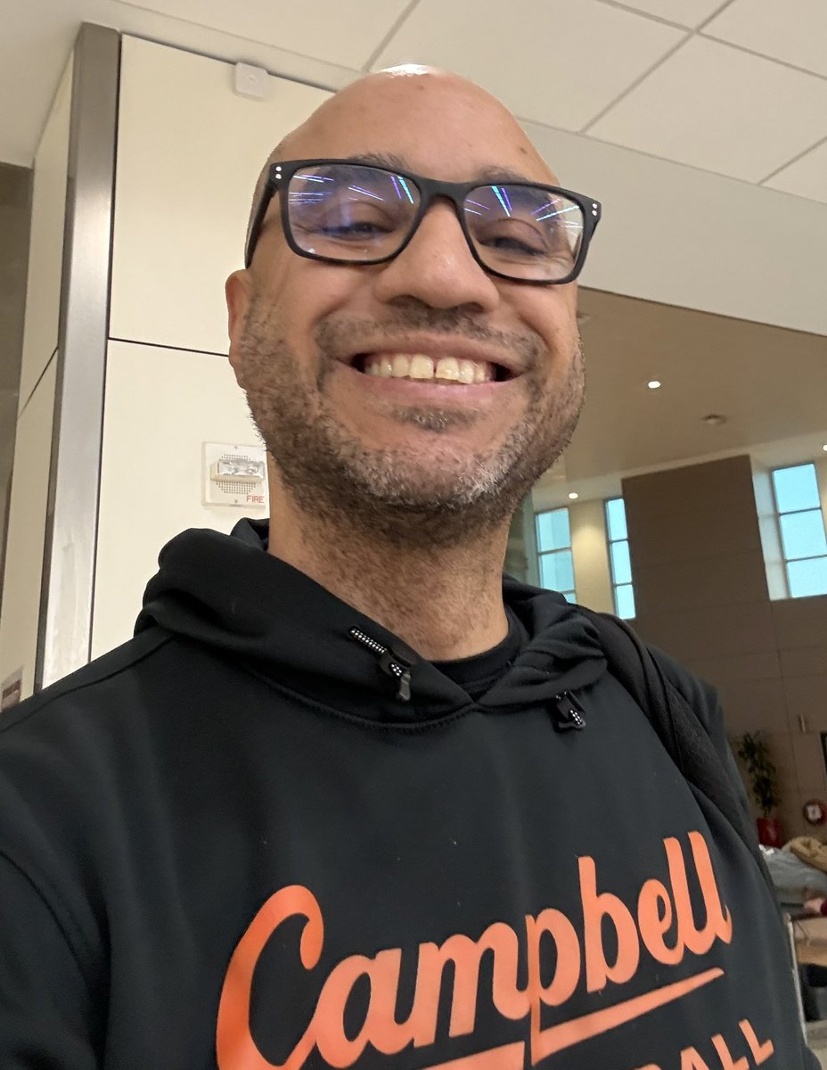 ehill2inspire's tweet image. Chemo Session 4 of 8 done today. Halfway home!! Thank you again @DukeCancer
@GoCamelsMBB 

#FightLikeHill