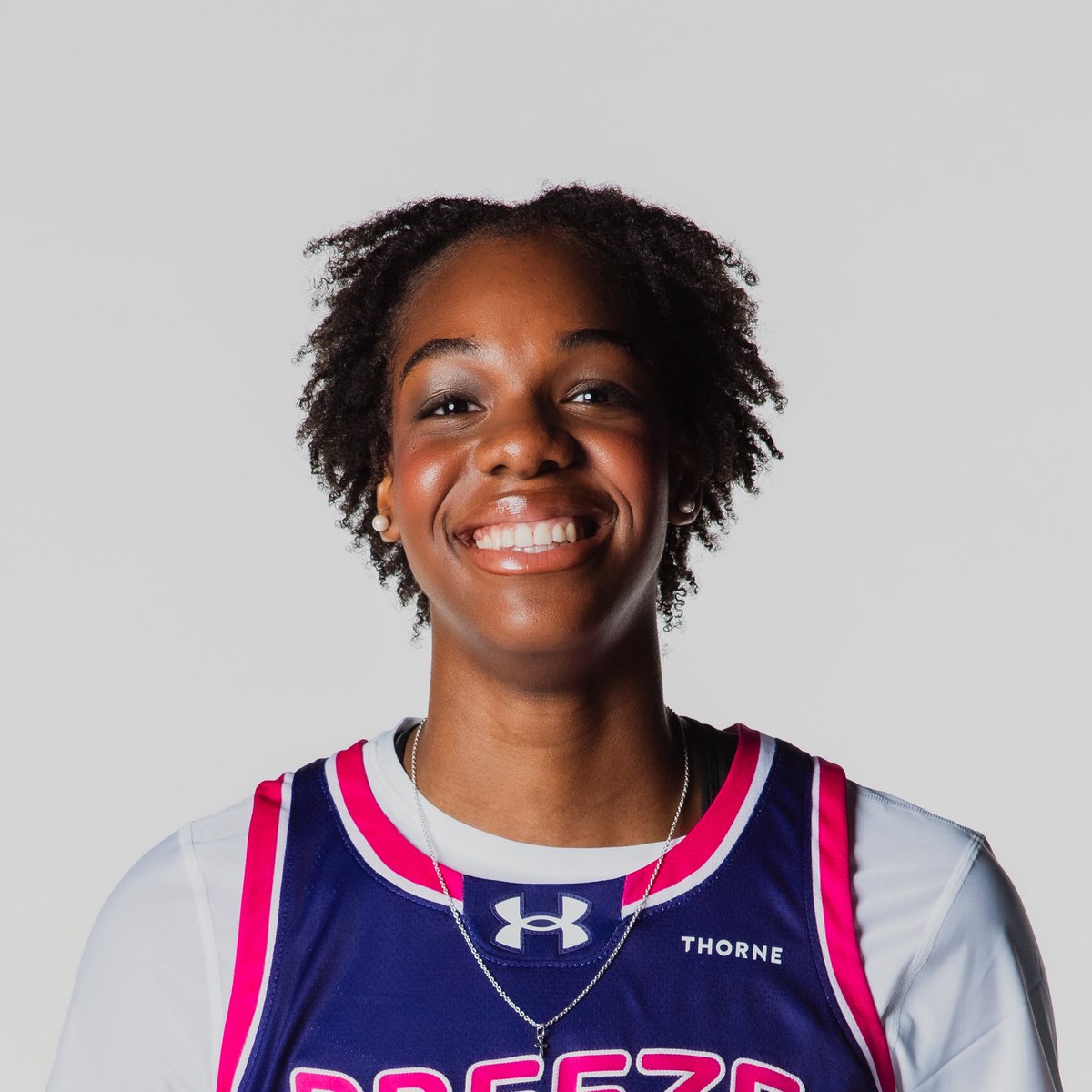trendyhoopstars's tweet photo. Dominique Malonga vs Team Phantom:

15 PTS
14 RBS

✨ https://t.co/hdPiuVaqsc
