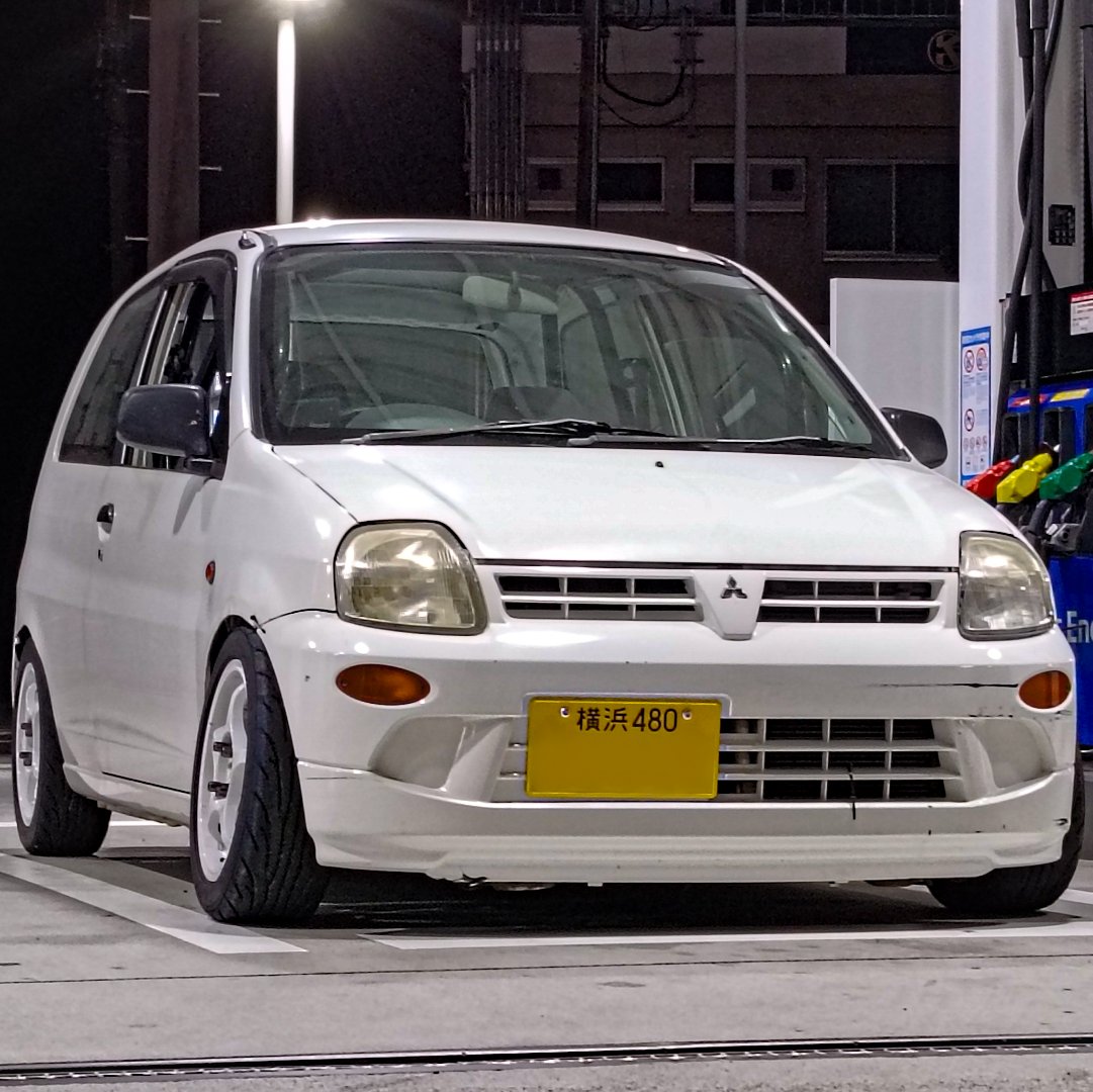 ColtRCult's tweet image. この車を擬人化して
@grok