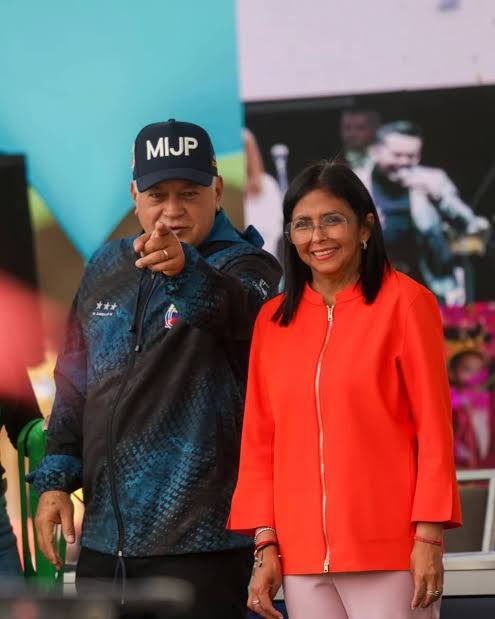 ⏰⏰⏰⏰⏰⏰⏰⏰⏰⏰⏰⏰⏰⏰⏰ en cualquier momento les llegará su hora ⏰⏰⏰⏰⏰⏰⏰⏰⏰#VenezuelaLibre  <a href="/realDonaldTrump/">Donald J. Trump</a> <a href="/marcorubio/">Marco Rubio</a>