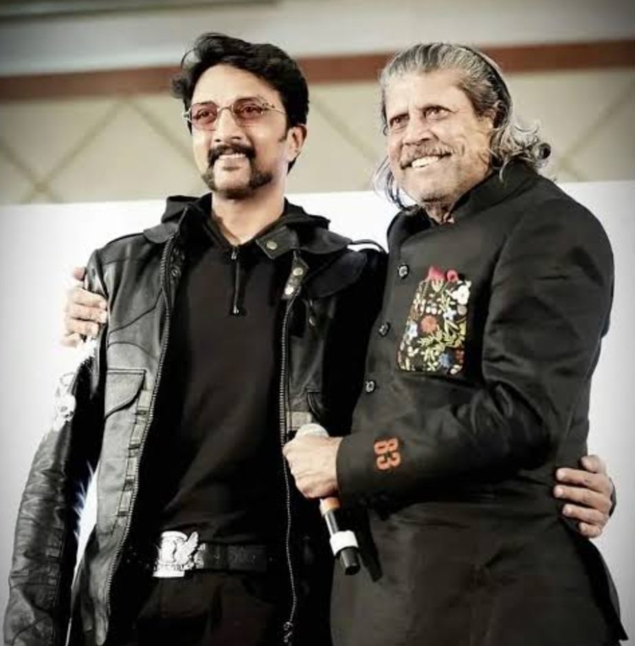 Team_KHJ_'s tweet photo. Wishing our Legendary Indian Cricketer @therealkapildev sir a very Happy birthday.😍🔥
Behalf of @KicchaSudeep Boss Fans 👑
#KicchaSudeep #HBDKapildev #kapildev
#HBDPriyaSudeep #MarkTheFilm #BBK12 #KHJ https://t.co/yY2lYG6ECN