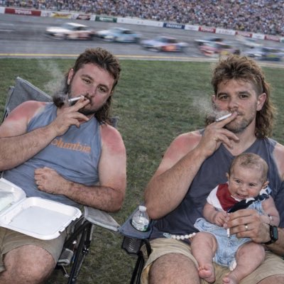 logancole1_'s tweet photo. #NewProfilePic https://t.co/YvLx4HnBlT