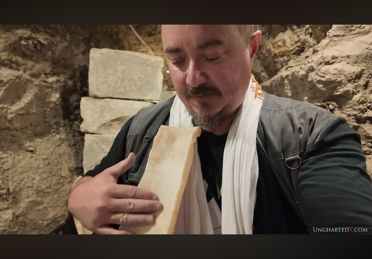 AUSegyptology's tweet image. This is the problem with influencers…they think they can touch (&amp;amp; potentially damage) anything.

Visitors should not be *examining* anything unless it is the very small samples that guardians sometimes have on hand. 

I took a pile of screen prints @TourismandAntiq of an…