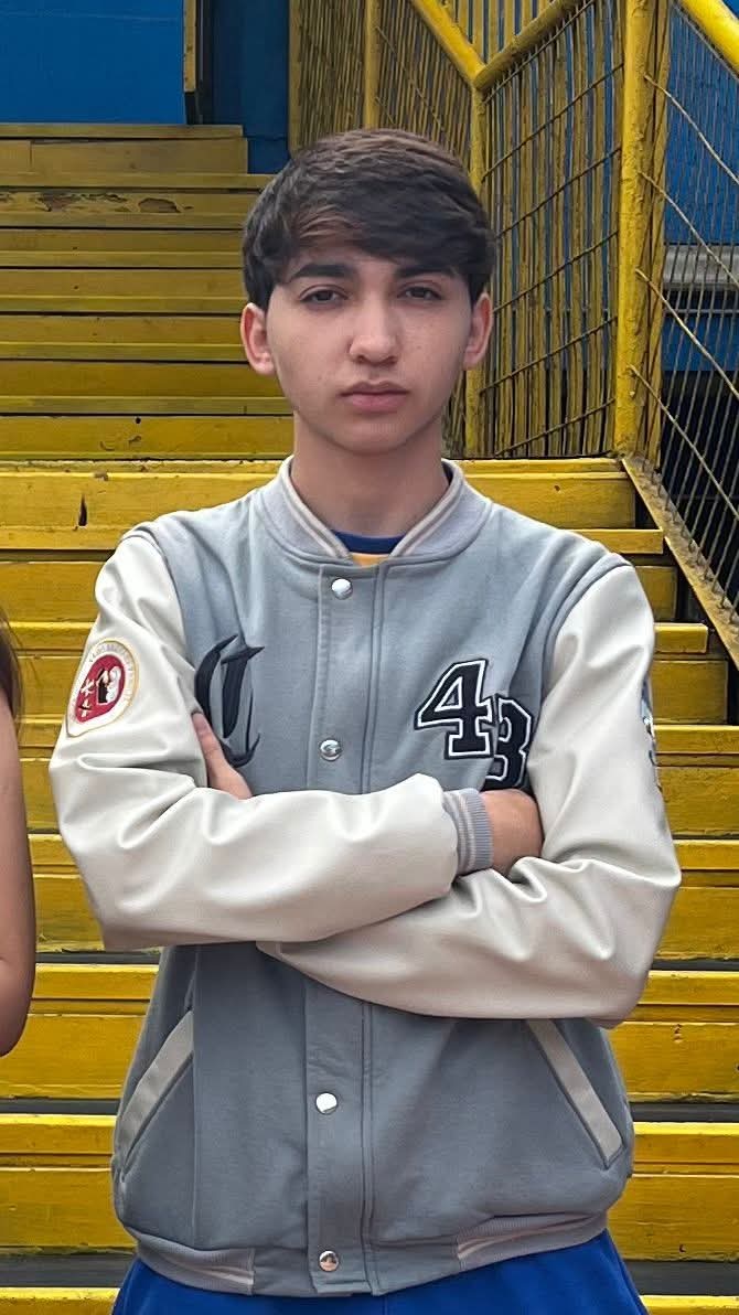 En Tocopilla también tuvimos un puntaje nacional en la PAES, Carlos Rojas Castañeda 1000 puntos en matemática 1, estudiante del Colegio Sagrado Familia. Felicitaciones para el y su familia 🤗