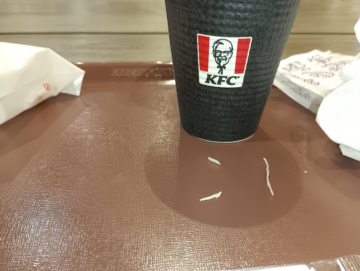 顔に見えませんか？#顔