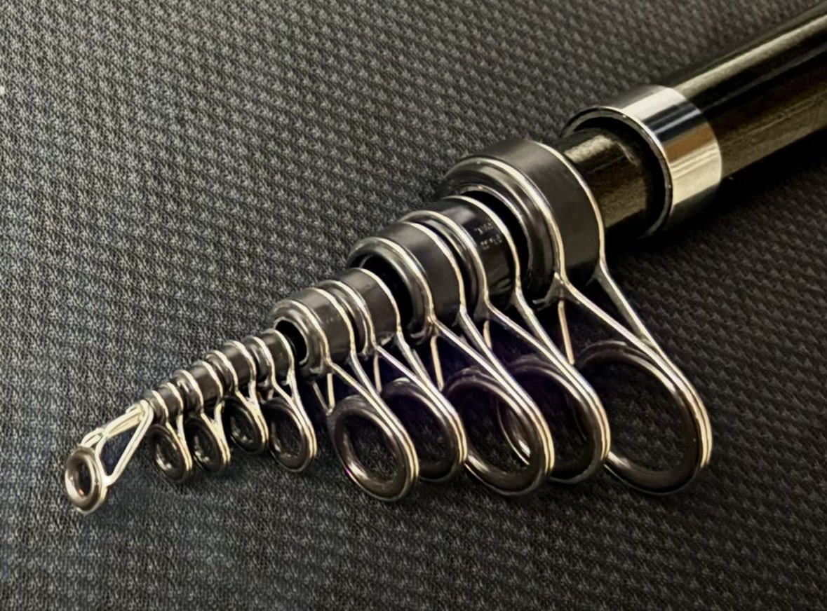 l_r_factory's tweet image. 《DB様分》

☆振り出し磯竿の既存ガイド(Oリング)をKガイド仕様(ステン/sic)に換装。

詳細↓
instagram.com/p/DTJ5FOuEyKK/…

☆ガイド交換、グリップ・リールシート交換、その他カスタムの依頼はDMにて気軽にお問い合わせください！

#lr_custom_rod
#customrod
#カスタムロッド