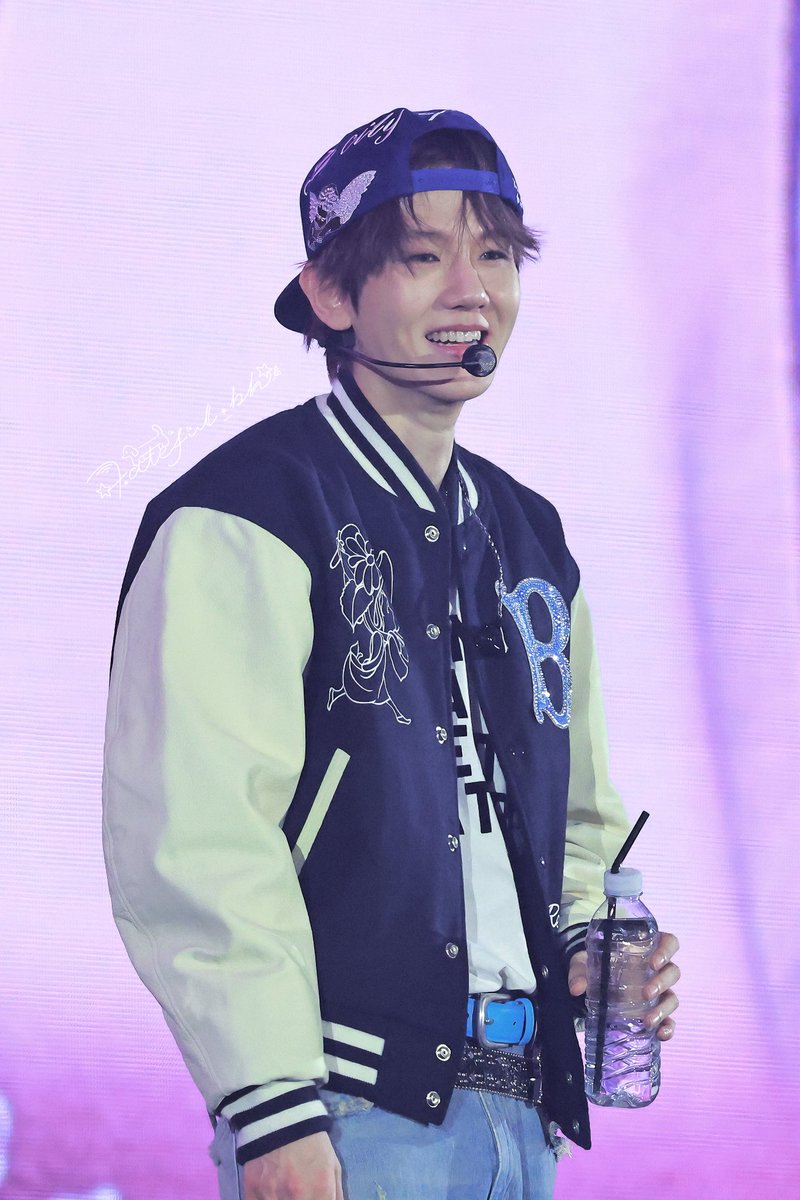 56northernLight's tweet photo. 260104

Reverie[dot] Seoul D3

 #백현 #BAEKHYUN @B_hundred_Hyun https://t.co/7tctSNsabs