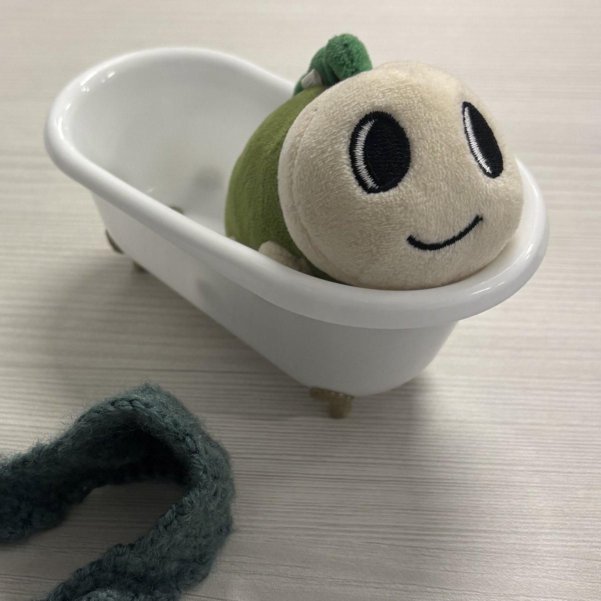 namisukegomi's tweet photo. 帽子を脱ぎ捨て𝒕𝒂𝒌𝒆 𝒂 𝒃𝒂𝒕𝒉───🛁✨✨ https://t.co/mJafO9LjSH