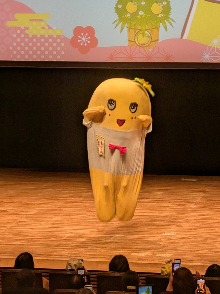 4yrsmile's tweet photo. @funassyi ふなちゃん、おはなっしー！
昨日は楽しくてはしゃぎすぎちゃったなしかな〜
でも、そんなふなちゃんがみんな大好きなっしー！ https://t.co/ikBeAv4WeX