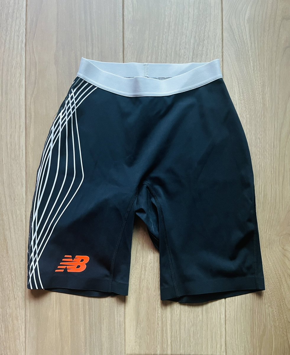 NewBalance

2023 prodigy singlet メンズS
2023 prodigy tights メンズS

22474円で購入

昨年買ったのと全く同じやつをもう一式追加購入昨年買ったセットは円安とはいえ売値が高すぎたのと、ハーフタイツの状態が新品ではなかったのが心残りだった💧

今回のはタイツの方も新品同様で売値も良心的✨