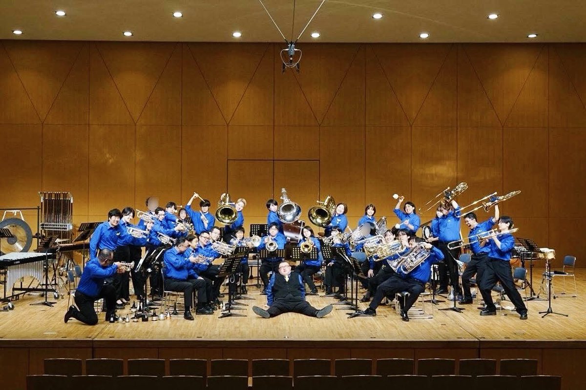 エンペラーペンギンブラスでは、1月から4月まで、入団の意思問わず誰でも見学できる期間を設けております。
これを機に、エンペのことを知っていただいたり、ブラスバンドを体験したり、未出版の邦人作品に触れてみませんか？
一緒に演奏しましょう！

🐧見学フォーム🐧
forms.gle/k33Sxtk534hpH5…