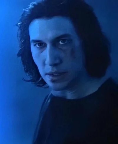 StarWarsMeg1's tweet image. Daisy Ridley really held back on Drew Barrymore’s show when asked about the New Jedi Order movie:

“A new film is coming and it will be great.”

When Drew expressed excitement for what might happen after Ben Solo disappears in Episode 9, Daisy just nodded:

“Mmm.”

👀