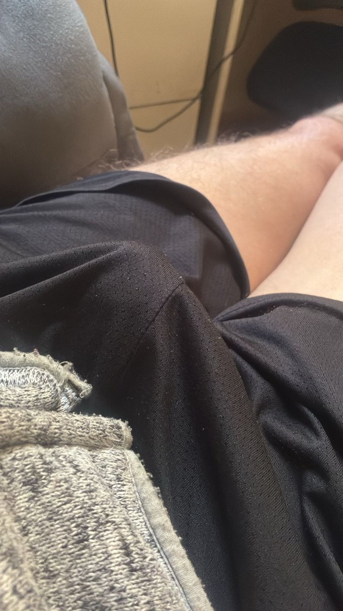 PENTELHUDO MACONHEIRO tweet media
