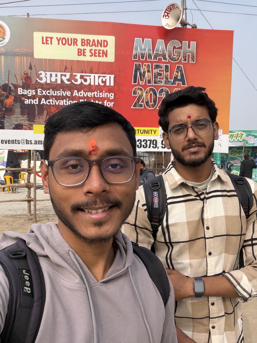 Prashant34918's tweet photo. “माघ मेले में पावन स्नान का सौभाग्य प्राप्त हुआ और अपने मित्र के साथ लेटे हुए हनुमान जी 🙏 तथा आसपास स्थित सभी मंदिरों के दर्शन का भी अवसर मिला।स्वच्छता, सुंदर व्यवस्था और श्रद्धालुओं की सुविधाओं के लिए योगी सरकार एवं उत्तर प्रदेश पर्यटन का हृदय से बहुत-बहुत धन्यवाद।” https://t.co/D8fpOyxakV