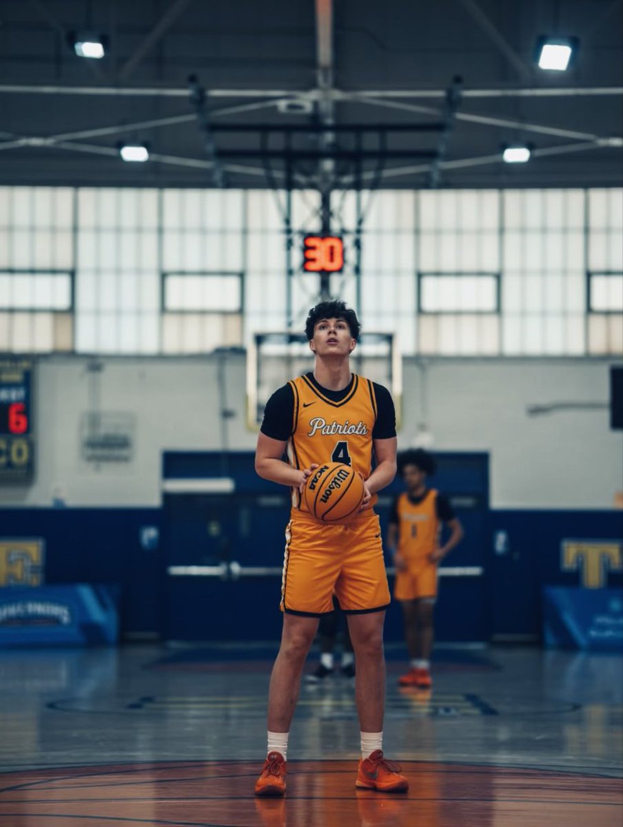 Hellenga Basketball tweet media