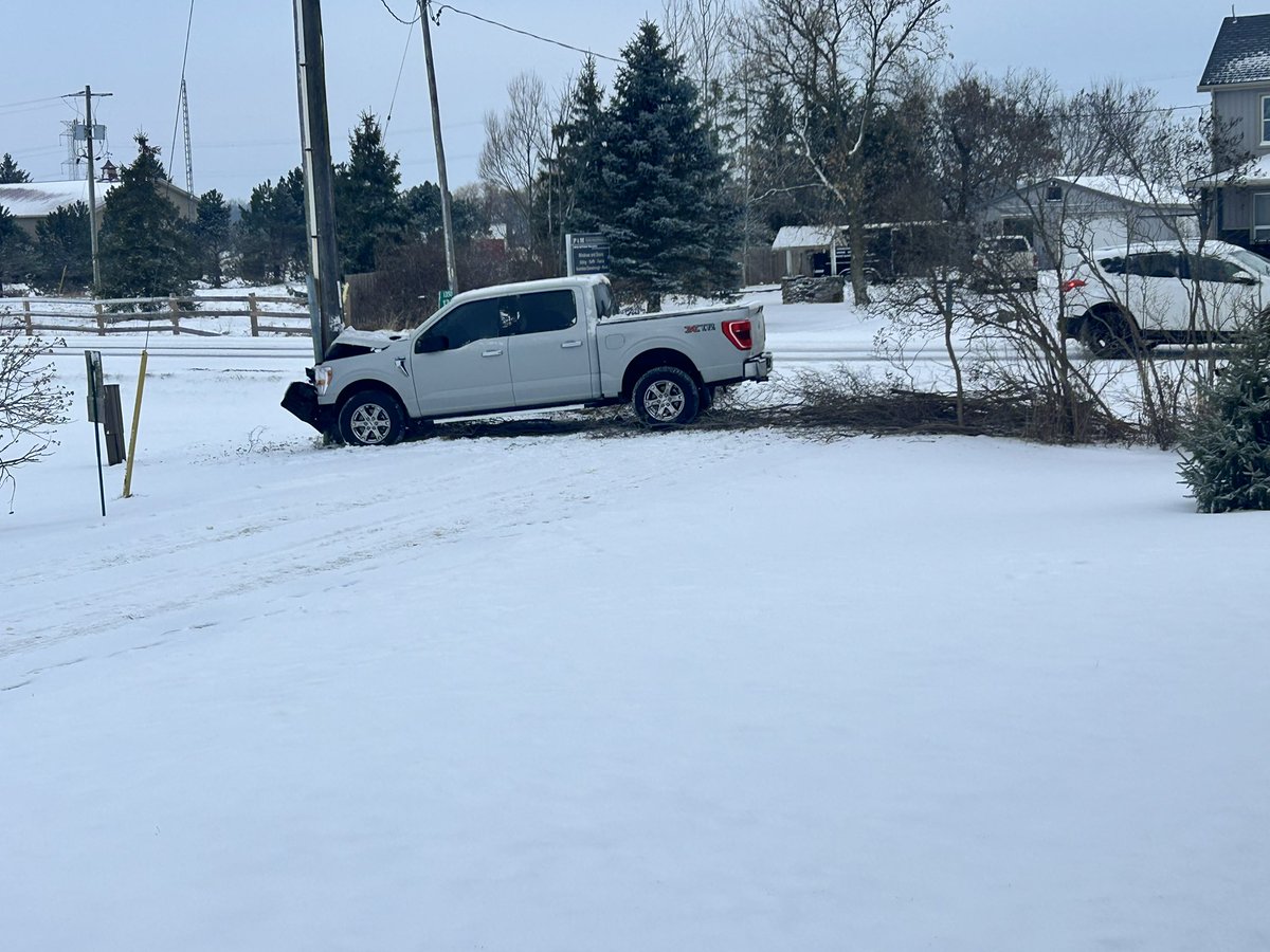 robinposs's tweet image. My daughter goes out for the bus at 8:15, and waits beside the lilac bush until the bus arrives at 8:20.

She stayed home today.

At 8:17, a truck lost control, drove through the lilac before striking the pole.

Reminder that nothing in this world is random, God is in control. 🙏