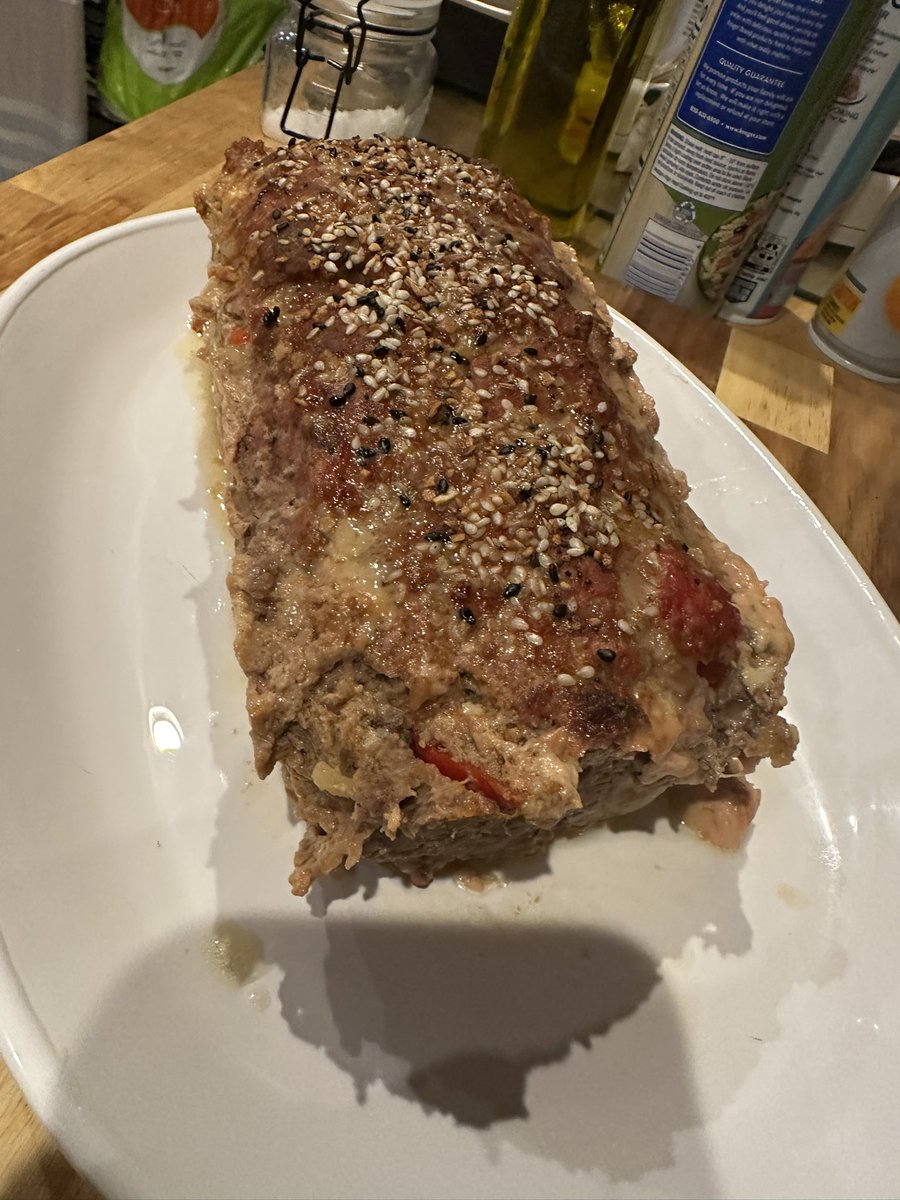 DreadedDinosaur's tweet image. I made Meatloaf !