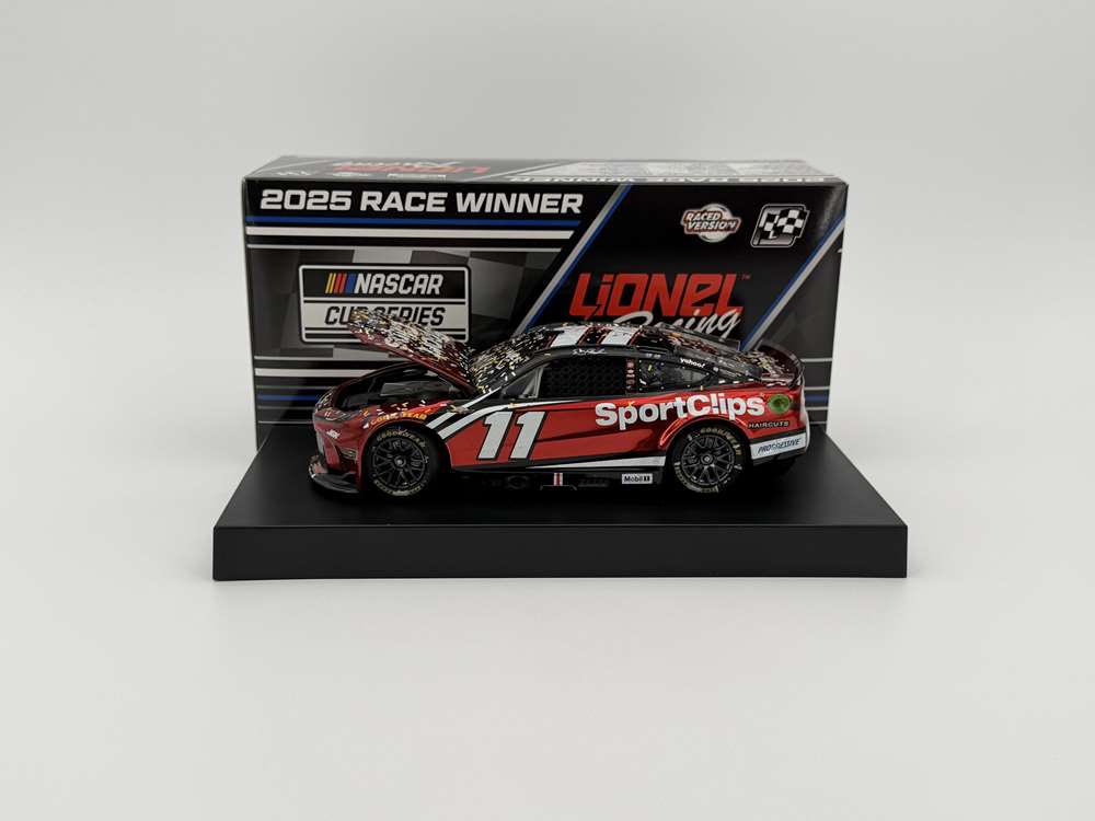 NEW: <a href="/dennyhamlin/">Denny Hamlin</a> 2025 SportClips Darlington Win Color Chrome!

Use code DFans for $6 off shipping per order over $30!

circlebdiecast.com/denny-hamlin-2…