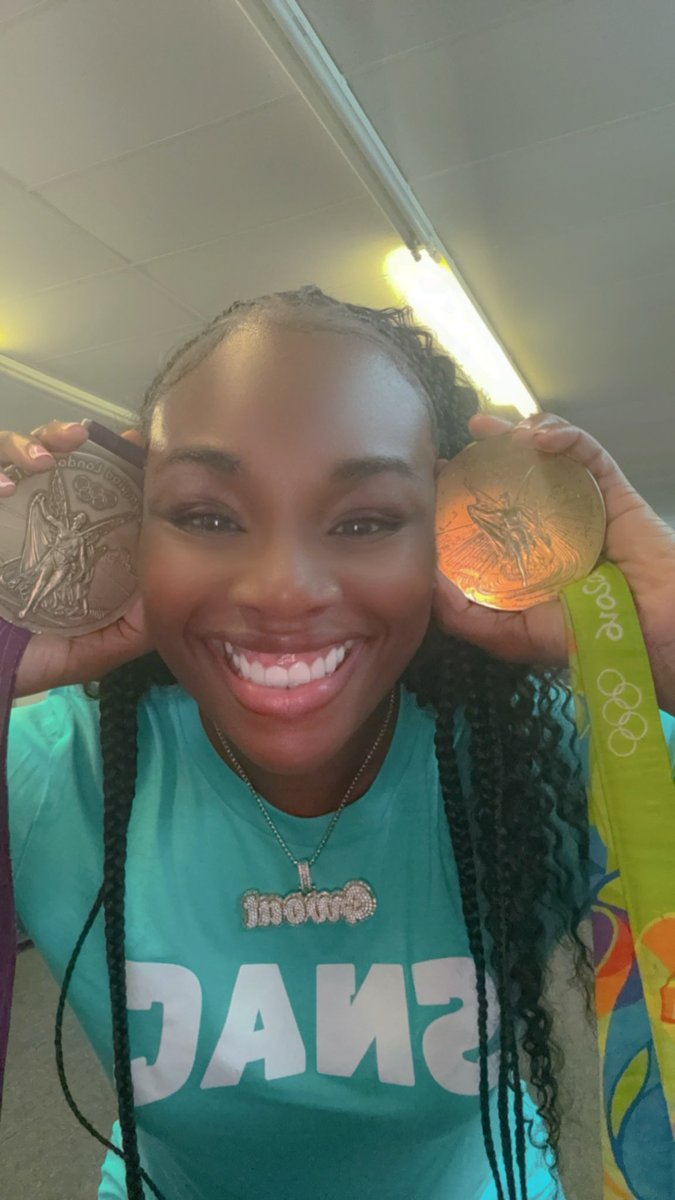 Claressashields's tweet image. Golden Girl 🤩🤩🥇🥇👸🏾