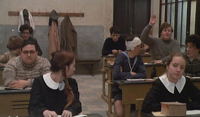 “Il prof oggi ha paragonato Dante da Maiano a Donald Trump”