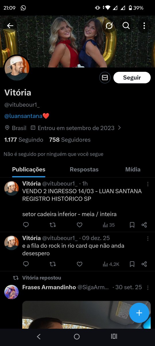 favoritoluan's tweet image. ALERTA GOLPE!!!! 
Se alguém ver ela postando que tá vendendo ingressos pro Registro Histórico NÃO COMPREM PORQUE É GOLPE. Deu golpe em mim e mais uma menina. Denunciem!!!!

Número do whats dela +5511957803455