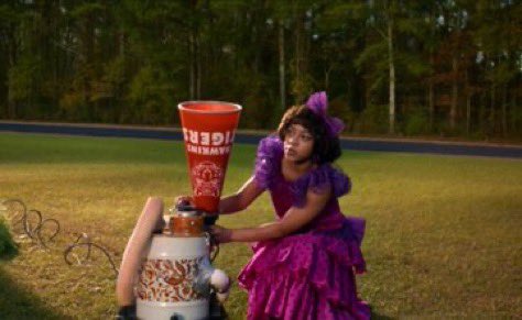 lumaxpilled's tweet image. the sinclairs deserved more screentime