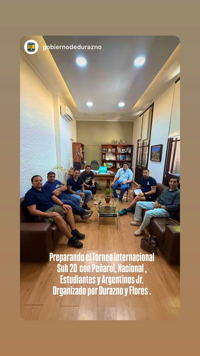 LeoHernandez83's tweet image. Gracias al intendente @falgorta.   @IntendenciaD @FloresIDF  por recibirnos 🤝@FormativasCAP