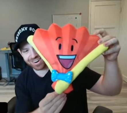 Kitastic_'s tweet image. The difference is killing me