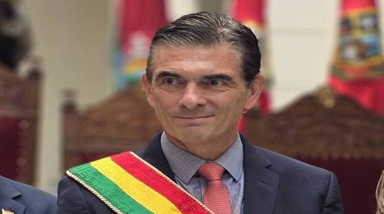 🔵Paz anuncia el fin de la obligatoriedad en los aportes a sindicatos
Más detalles en👉tinyurl.com/4ktn8n4b