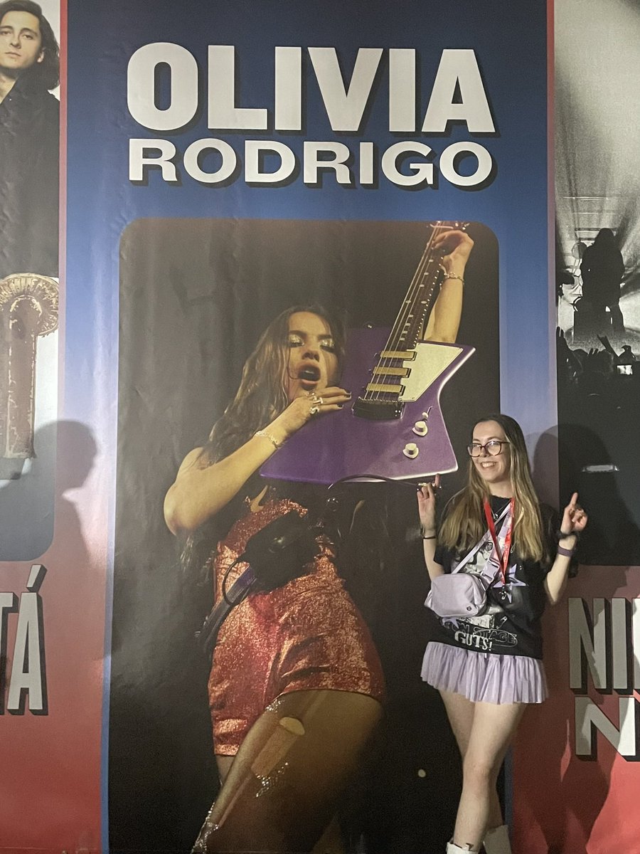 then vs now 💜 #selfiesfordriverslicense