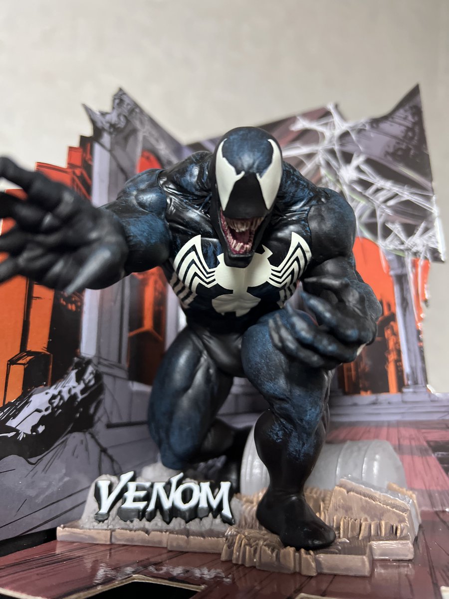 マクファーレントイズ マーベル シーンフィギュア 1/10 ヴェノム 開封