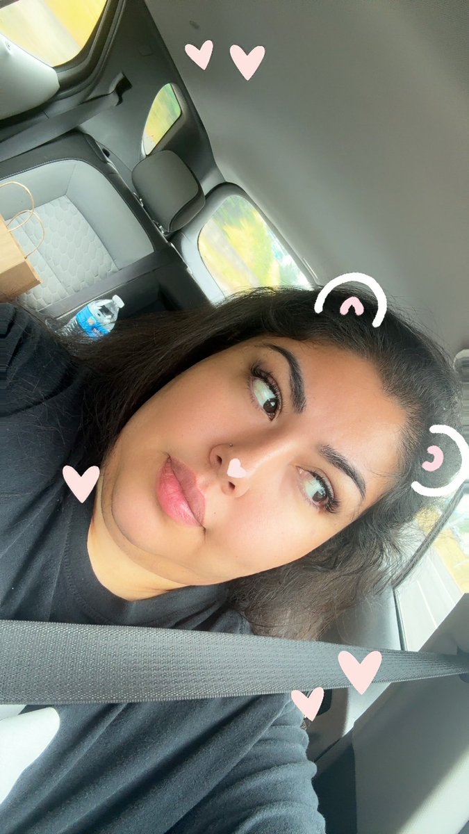I miss my lashes! 😭 Imma address what’s going on. I’m honestly fine, I’m just fighting w/Harley. IYKYK. I decided not to come back today once I saw what I saw. FYI, my personality is flirtatious but I need to change that when it comes to men. Can’t be doing that anymore. 🖤🖤🖤