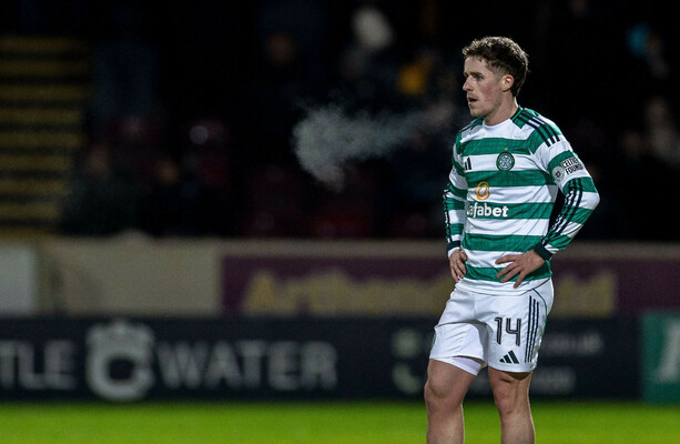 Ne0_Ch's tweet photo. Frustration grows at Celtic as fans call for change after a crushing 3-1 home defeat to Rangers - Luke McCowan says, "When has it ever been this bad?" https://t.co/BR0LWTAZdh https://t.co/GirLxeV96c