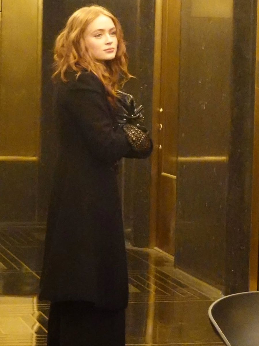 mad21scientist's tweet image. Sadie Sink you are so pretty! This photos just look like it was grabbed from a movie scene 😍🫠