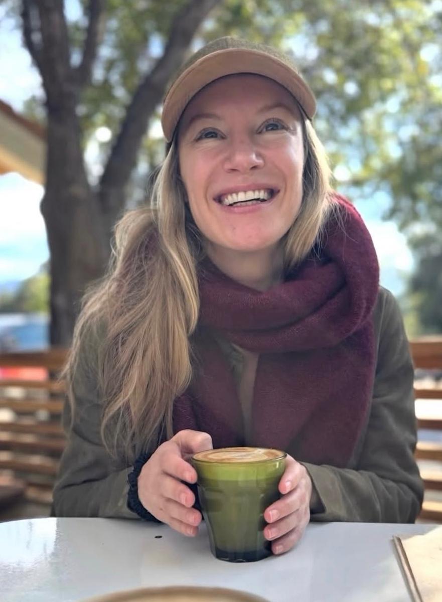 oitnb83's tweet image. 🌞🧣☕