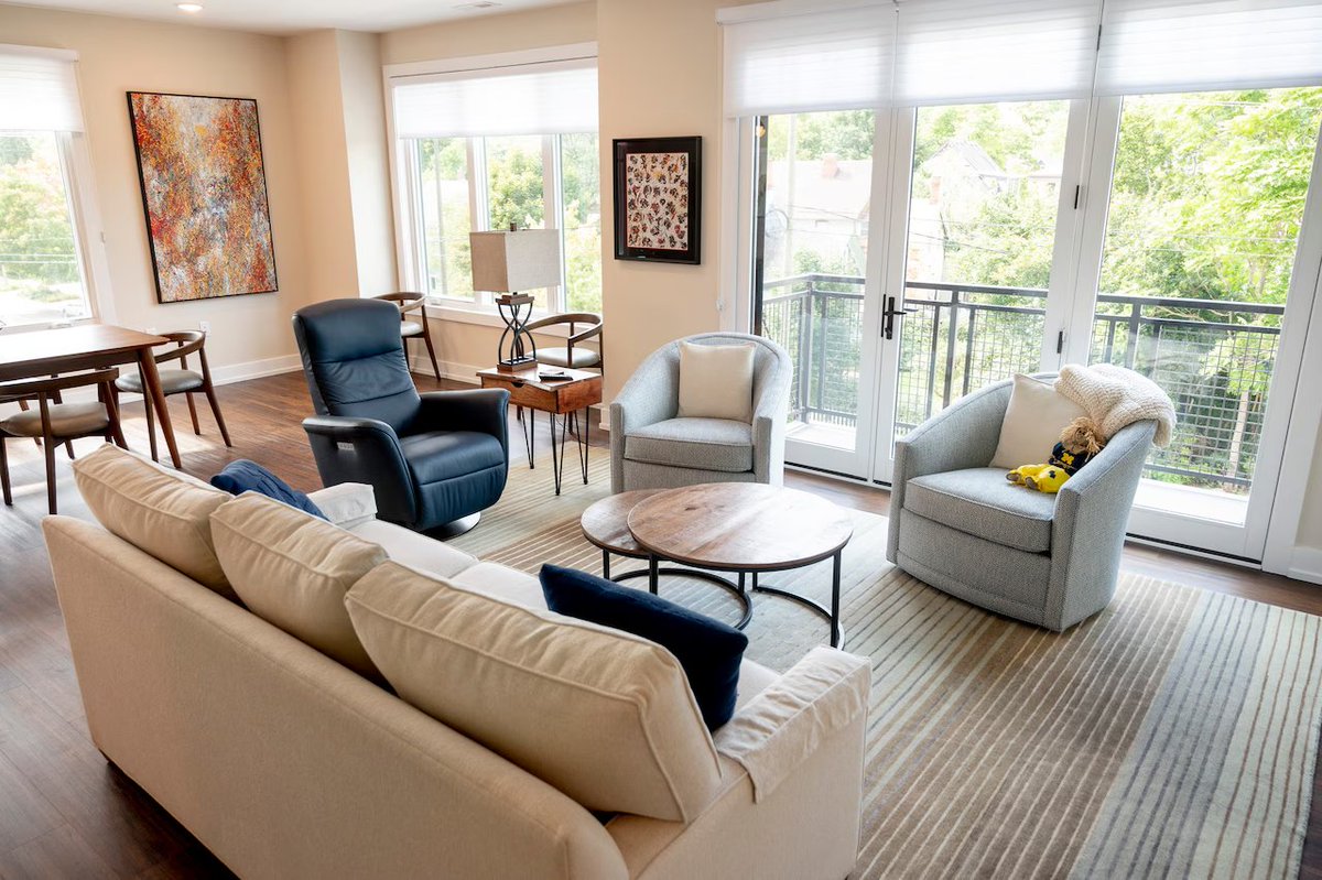 Luxury Ann Arbor condos sit empty most of the year, as wealthy UM alumni keep second homes just to stay connected and visit for football weekends.   mlive.com/news/ann-arbor…