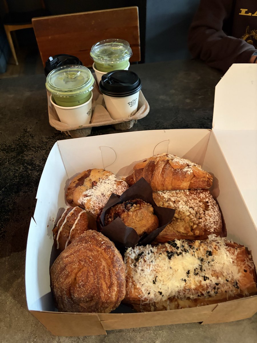 Good Decision Chris tweet media