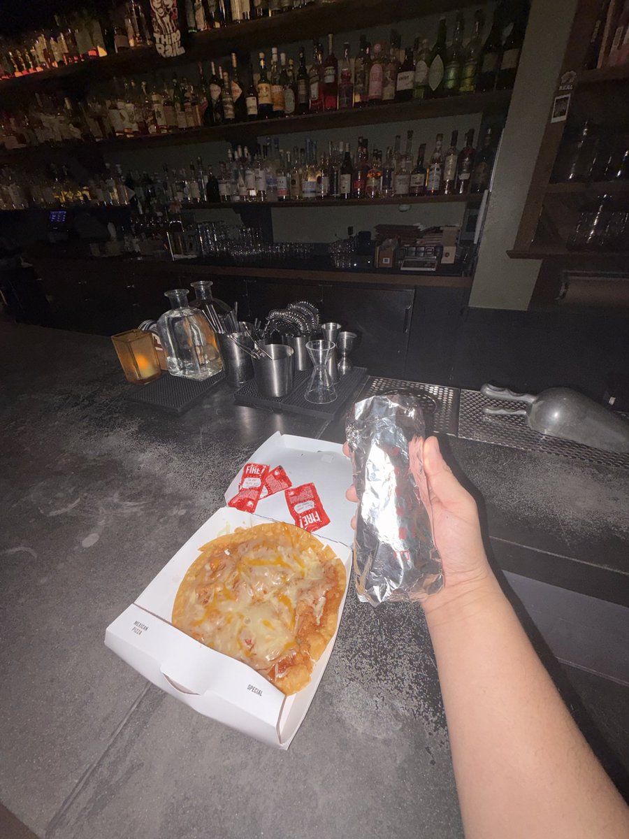 Good Decision Chris tweet media