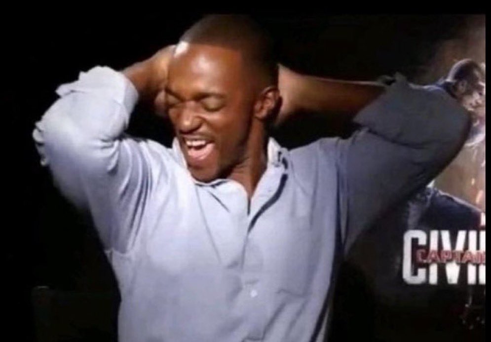 trulymadlydizzy's tweet image. esses dias fui num date c um querido que colocou no carro p tocar uma música que eu tinha repostado no insta falando que era a minha favorita

qdo começou a tocar eu achei mt coincidência e falei q era a minha favorita

ele só disse: eu sei, eu fiz a lição de casa

atraente. mt.