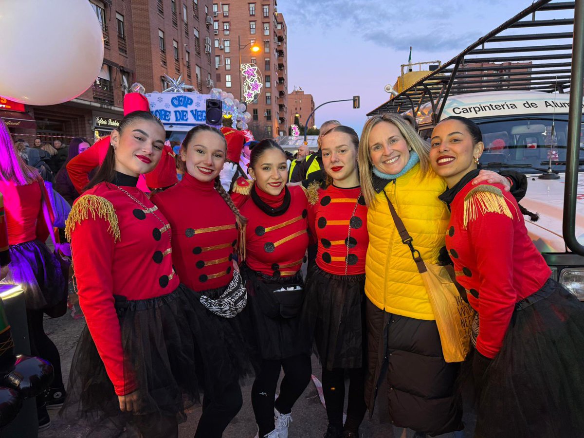 ✨ Cabalgata finalizada ✨
Gracias a Festejos <a href="/AytoLeganes/">Ayuntamiento de Leganés</a> , patrocinadores y familias.
La ilusión de TODAS LAS GIMNASTAS sois el mejor final. 💙 #leganes  #cabalgata
