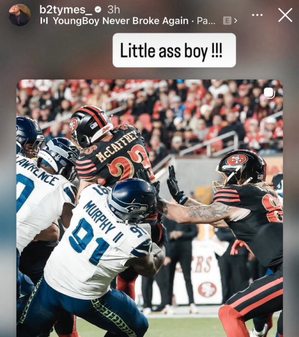 49ersSportsTalk's tweet image. #Seahawks DT Byron Murphy II posted this photo with the caption “Little ass boy” while tackling #49ers RB Christian McCaffrey 👀