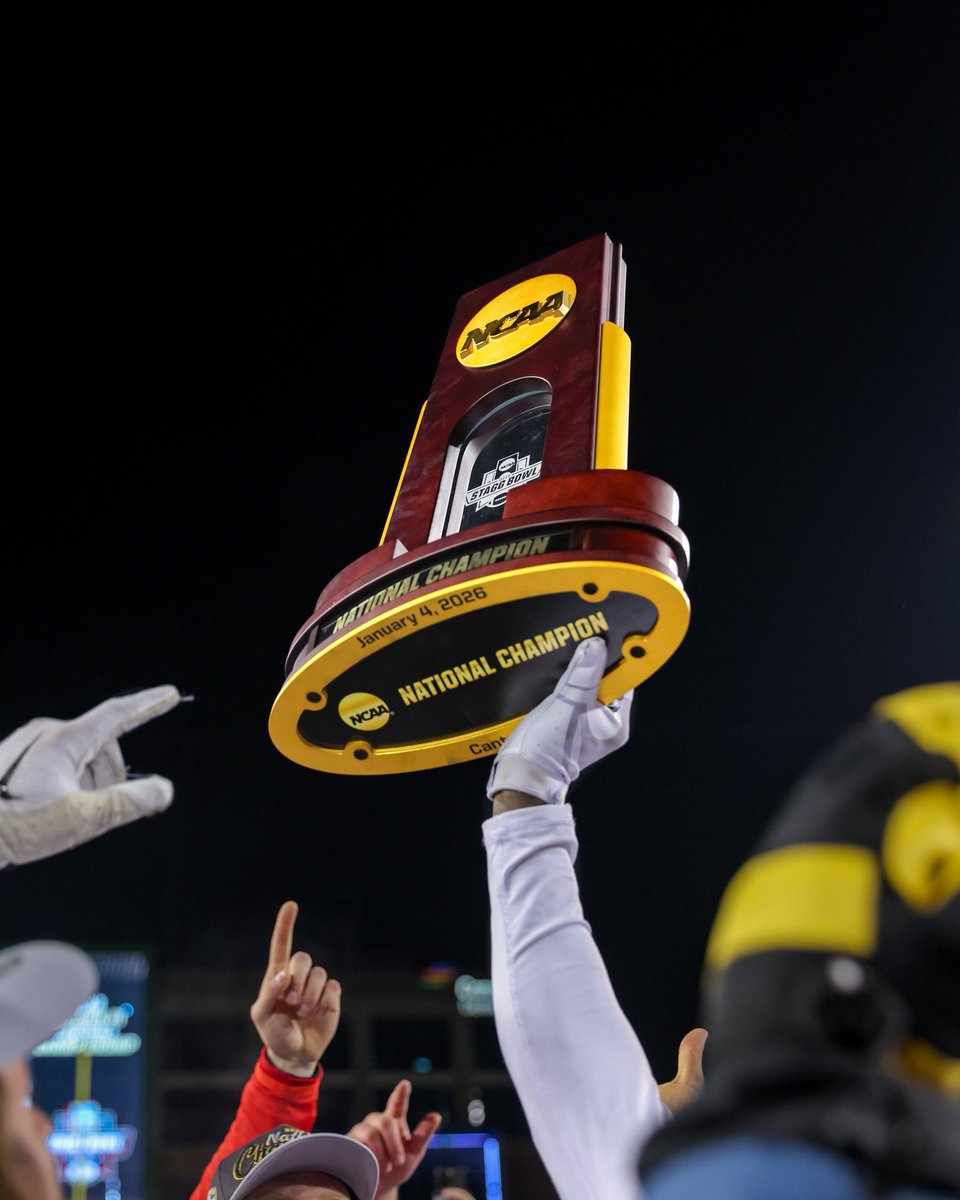 National Champions 🏆

Love this team, so proud of these guys. Grateful to be apart of this staff.