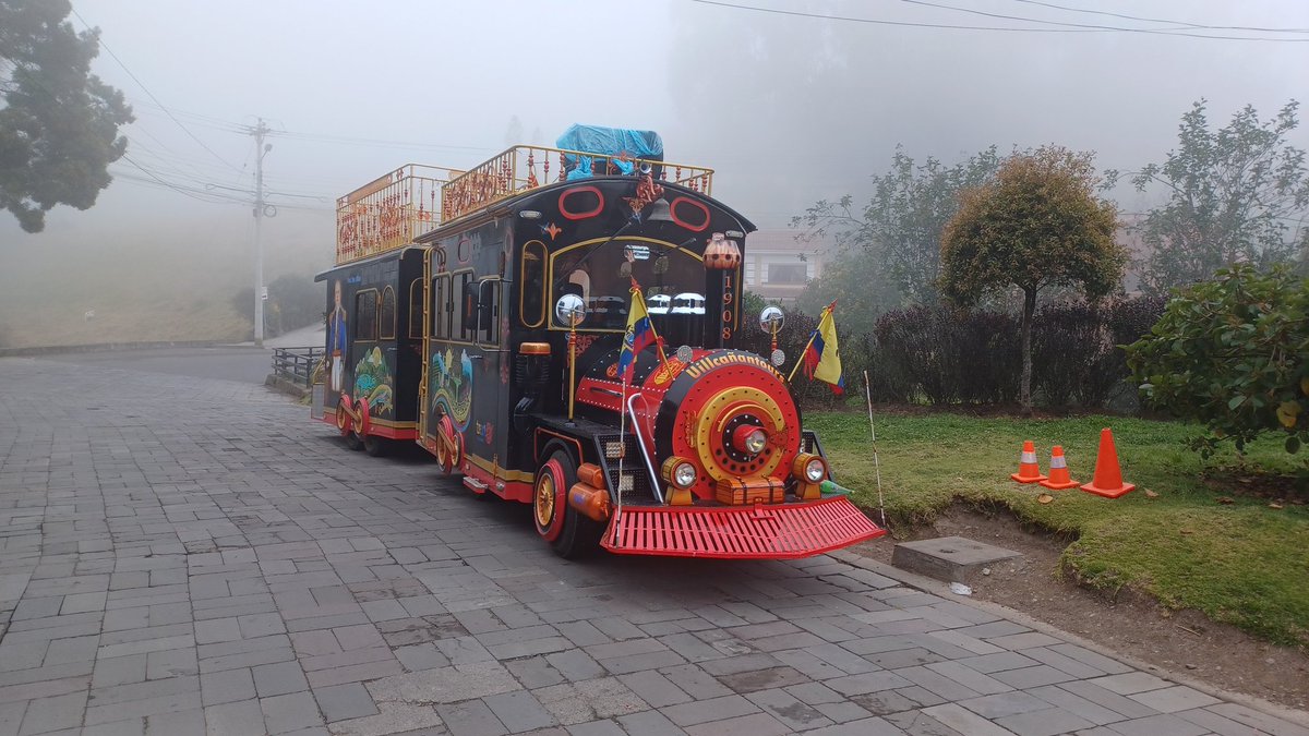 ForSubways's tweet image. Choo choo ecuador train