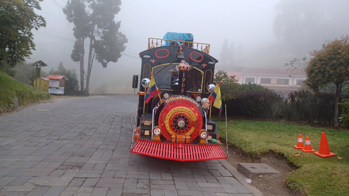 ForSubways's tweet image. Choo choo ecuador train