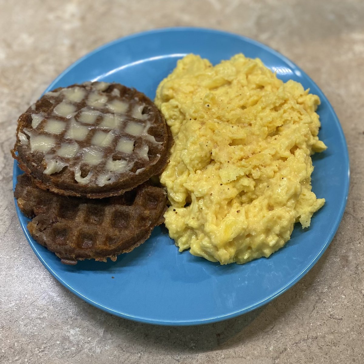 CarnivoreHolly's tweet photo. BBBE
Day 5
My first meal was 5 eggs scrambled in ghee and 2 BBBE waffles.
My 2nd meal today was 4oz of air fried ground beef, crispy beef tendons, and an egg topped with hollandaise sauce.
#WorldCarnivoreMonth #Carnivore #CarnivoreDiet #Keto #KetoDiet #BBBE https://t.co/LHX0933T4n