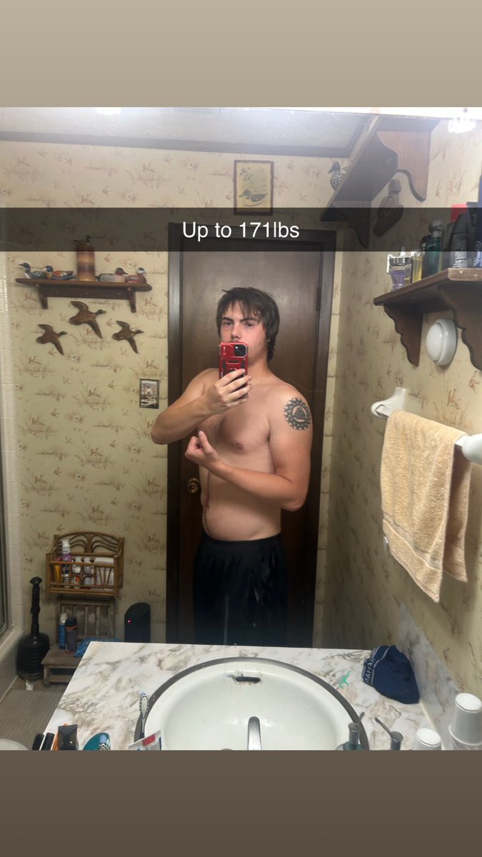 Luminb2000's tweet image. 