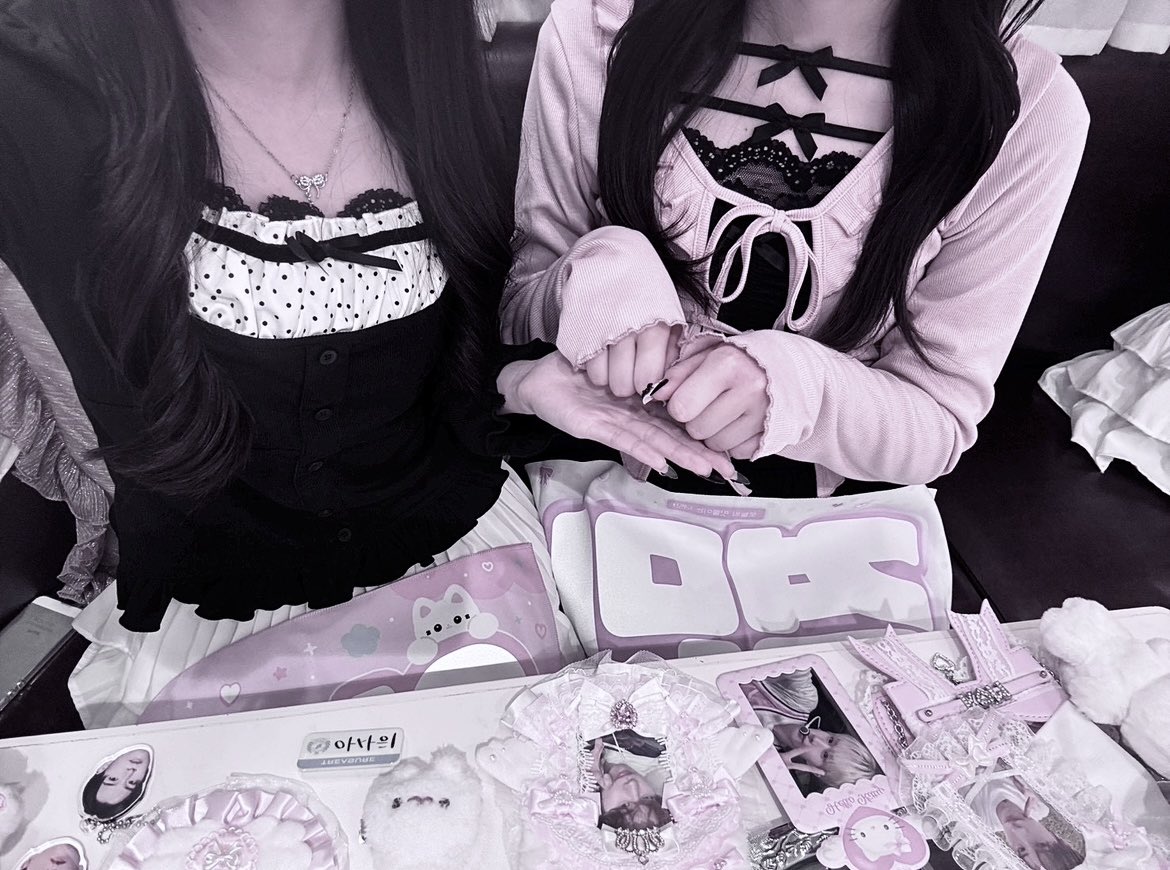 마໒꒱ tweet media