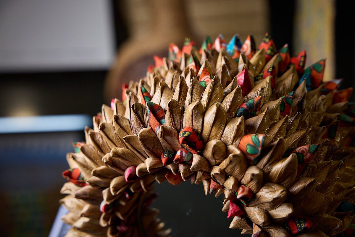 mitimeth_'s tweet image. Textures that tell stories.

Materials with memory.

From cowrie mirrors to coconut shell and water-hyacinth forms. This showcase from FFE2025 is rooted in craft, collaboration and circular design.

📸 Sophie Harbinson | Paul Cochrane 

#mitimethmade #FFE2025 #materialinnovation