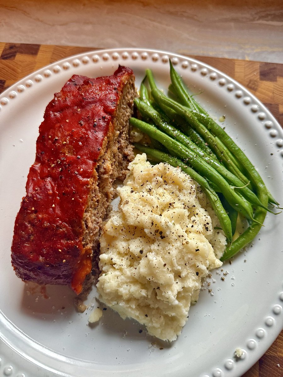 TexasAustyn's tweet image. Meatloaf 👩🏼‍🍳
